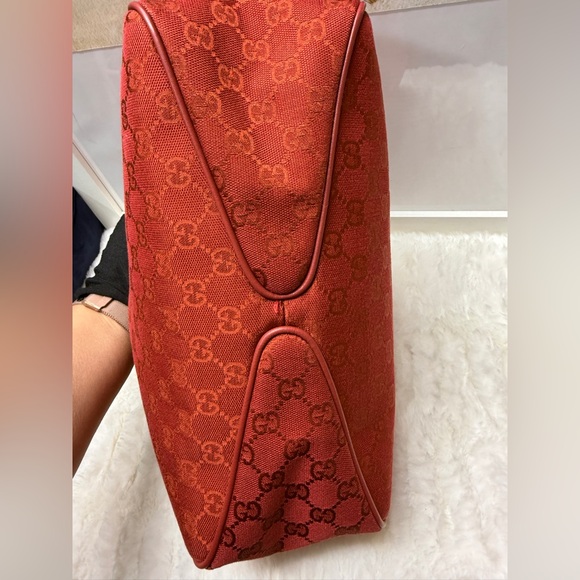 GUCCI-257265 204046 Red GG Canvas Shoulder Bag - Picture 7 of 12